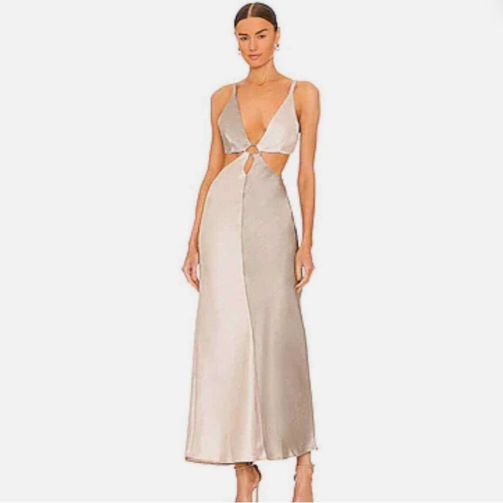 Bec & Bridge Cream Maxi Dress
Felix Maxi V dress Stone Multi Colored